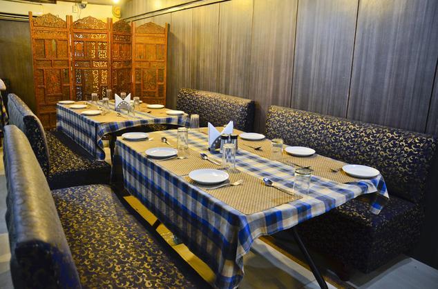 Hotel Heera International